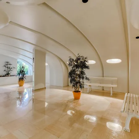 Modern Design Studio - Piscine - Standing - Clim - Wifi - Terrasse * Cannes